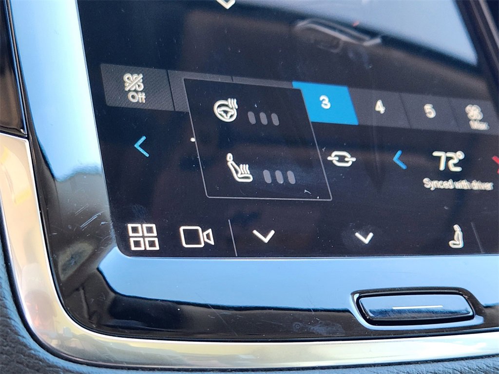 Used 2023 Volvo XC90 B6 Plus w/ Protection Package Premier image 15