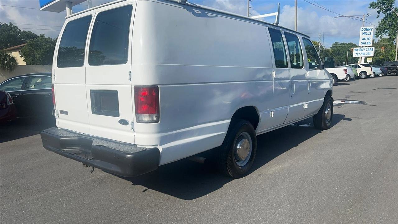 Used 2001 Ford E-250 and Econoline 250 Extended RWD image 7
