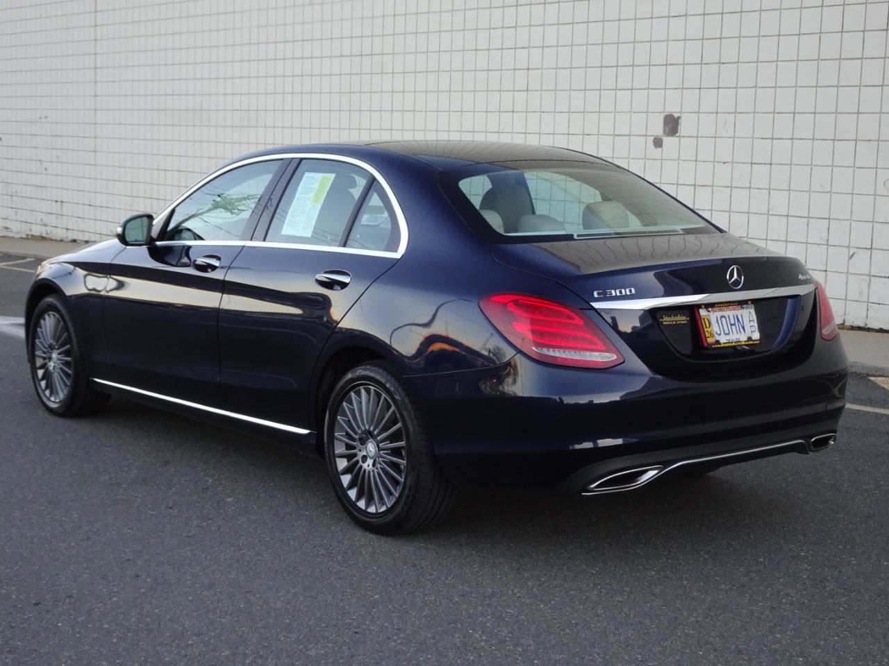 Used 2015 Mercedes-Benz C 300 4MATIC Sedan image 5