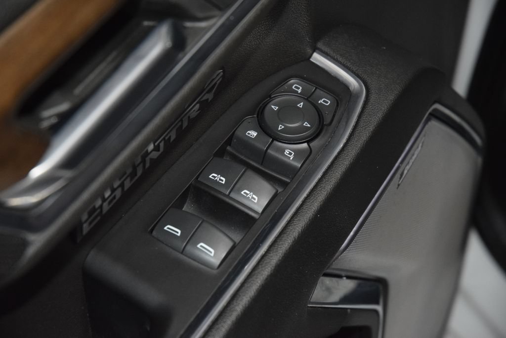 Used 2024 Chevrolet Silverado 1500 High Country AWD/4WD image 53