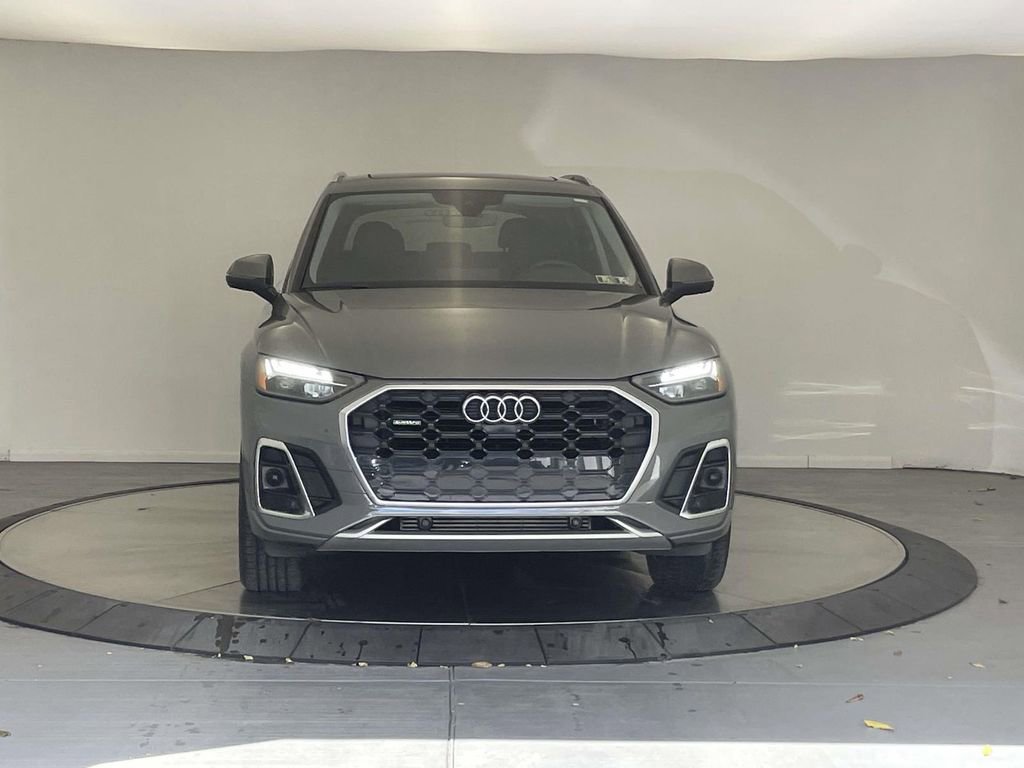 Certified 2024 Audi Q5 2.0T Premium Plus w/ Premium Plus Package image 10