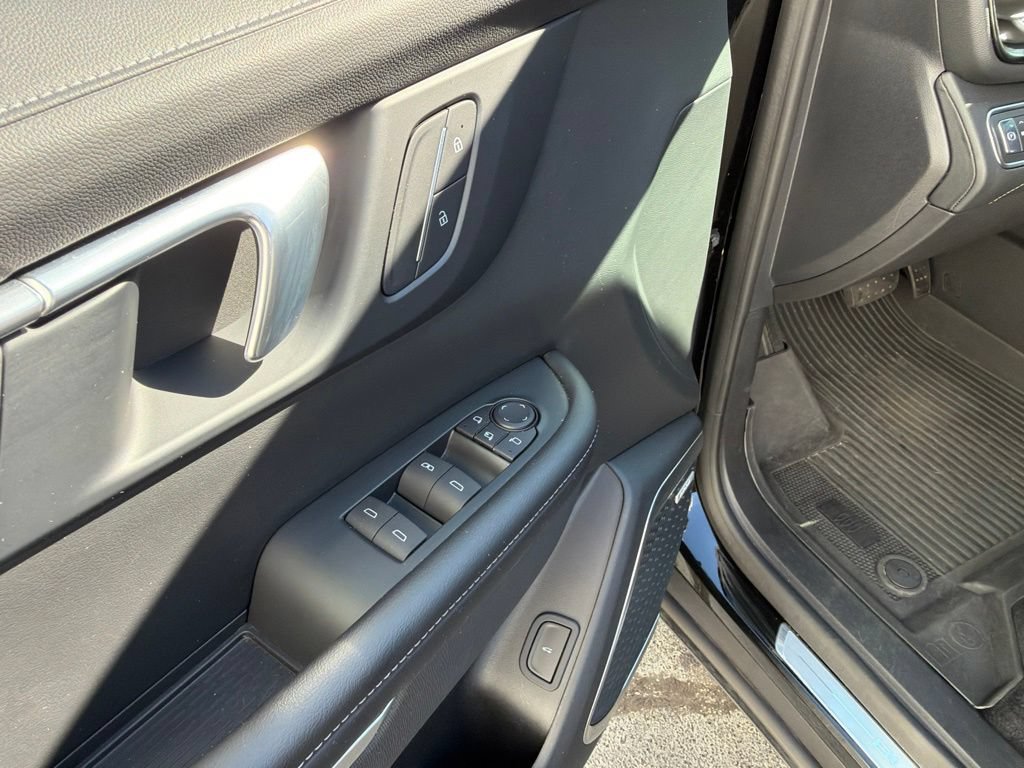 Used 2025 Buick Enclave Preferred w/ LPO, Floor Liner Package FWD image 56