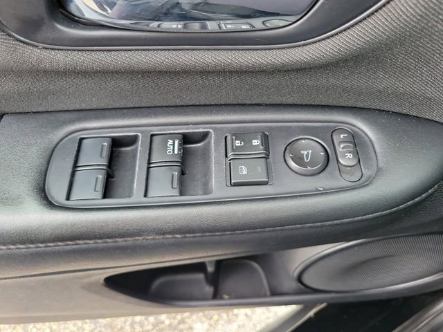 Used 2022 Honda HR-V LX image 17