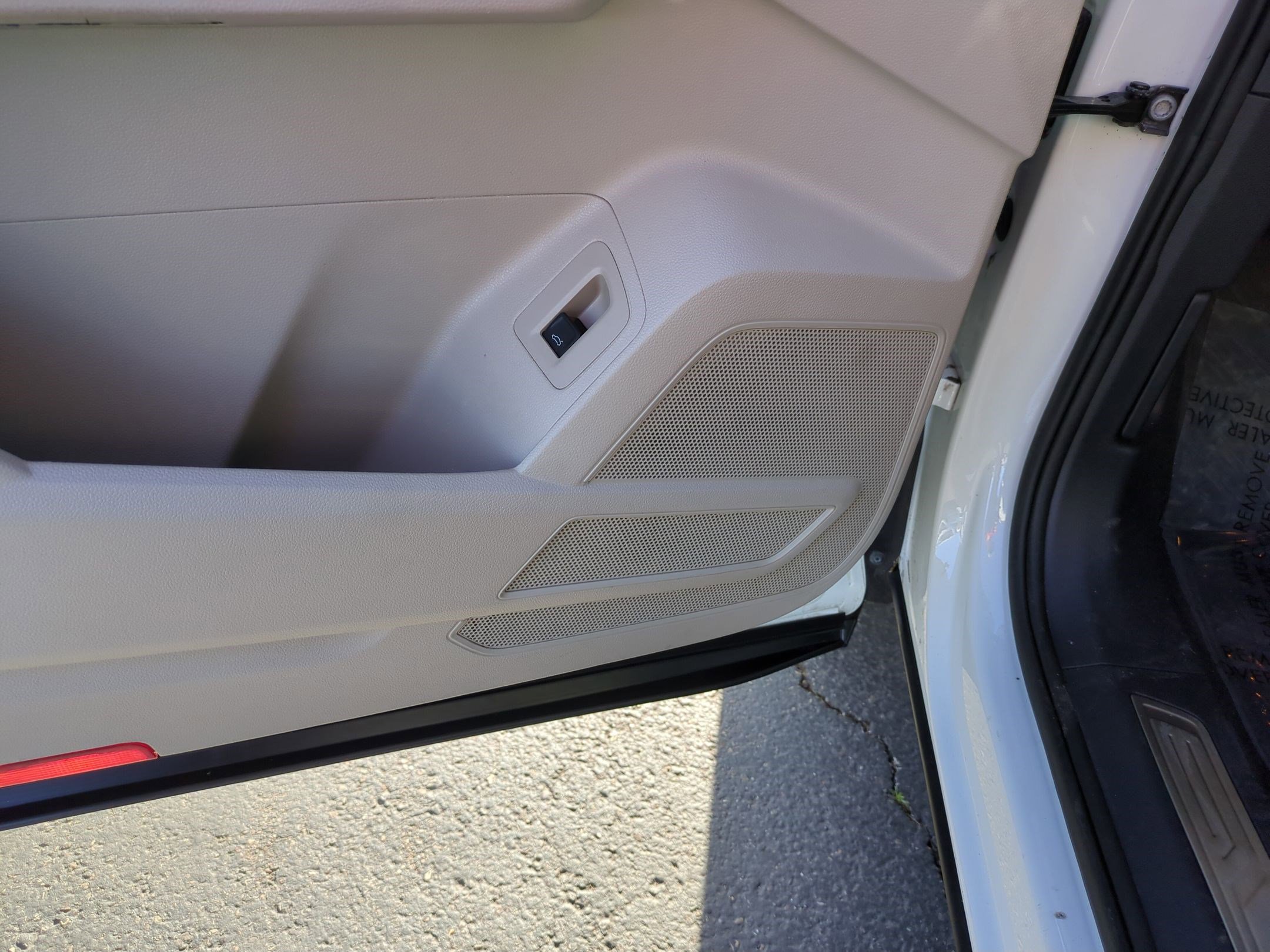 Used 2019 Volkswagen Atlas SEL R-Line image 13