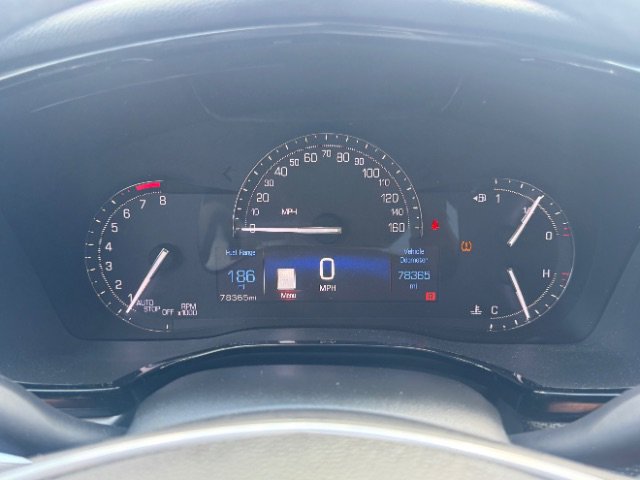 Used 2017 Cadillac XT5 Luxury w/ Driver Awareness Package AWD/4WD image 17