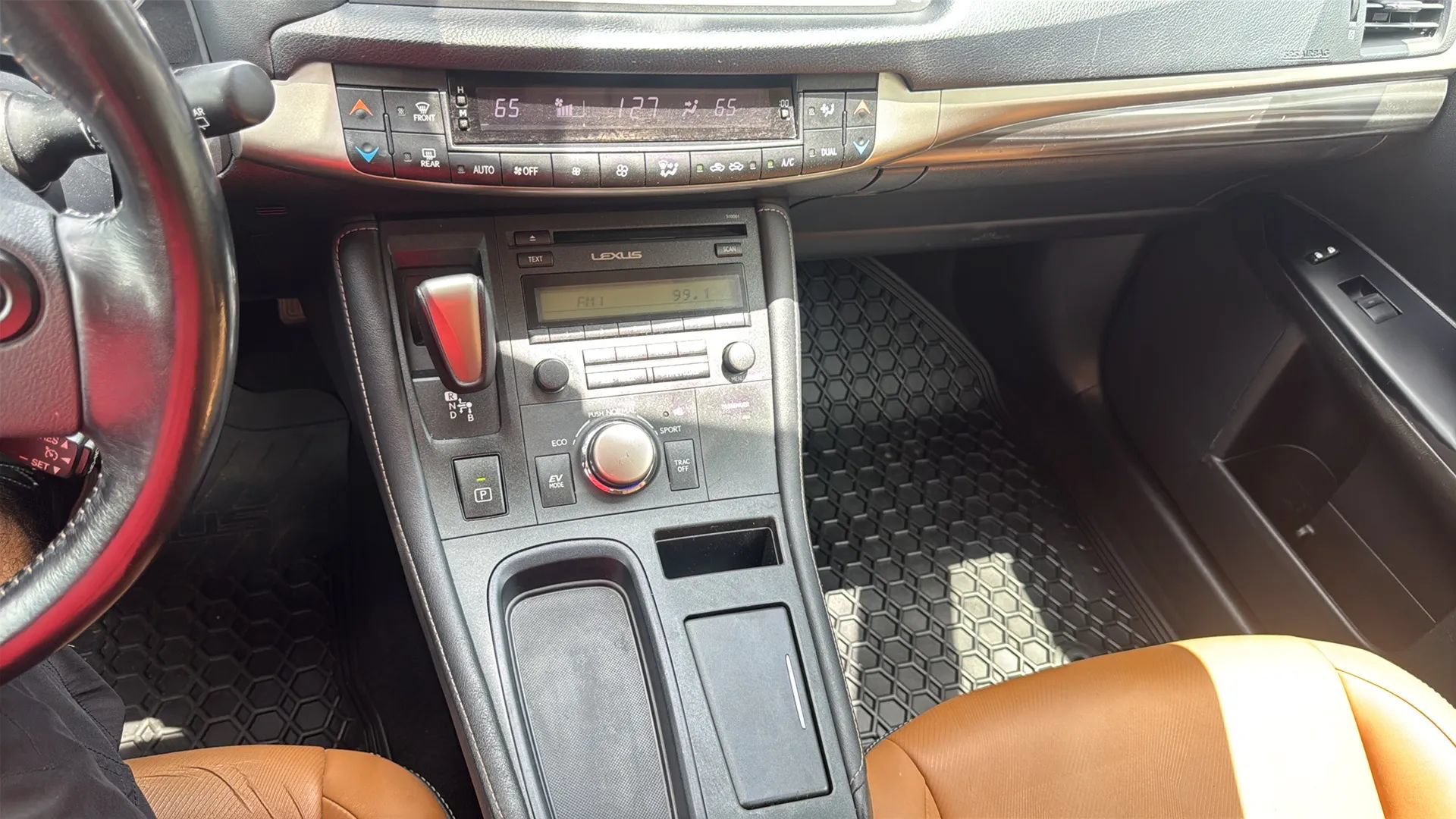 Used 2016 Lexus CT 200h FWD image 20
