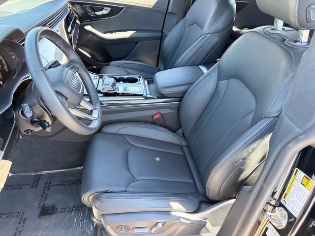 Used 2025 Audi Q8 Prestige AWD/4WD image 6
