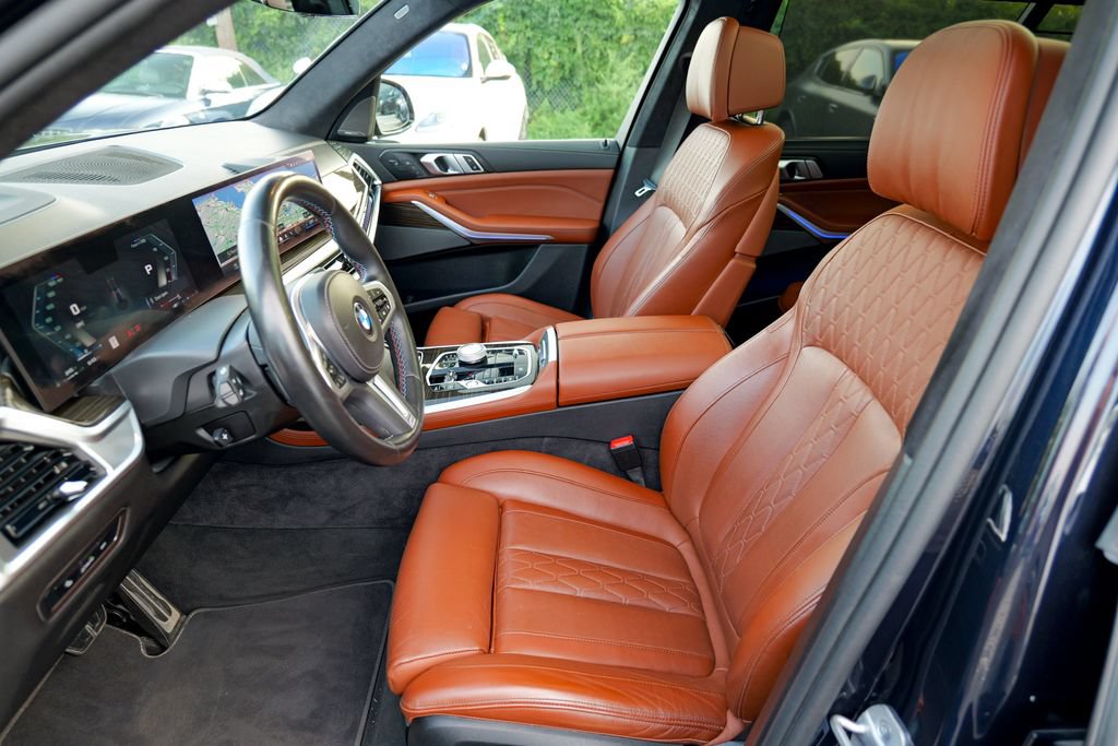 Used 2024 BMW X7 M60i w/ Executive Package AWD/4WD image 22