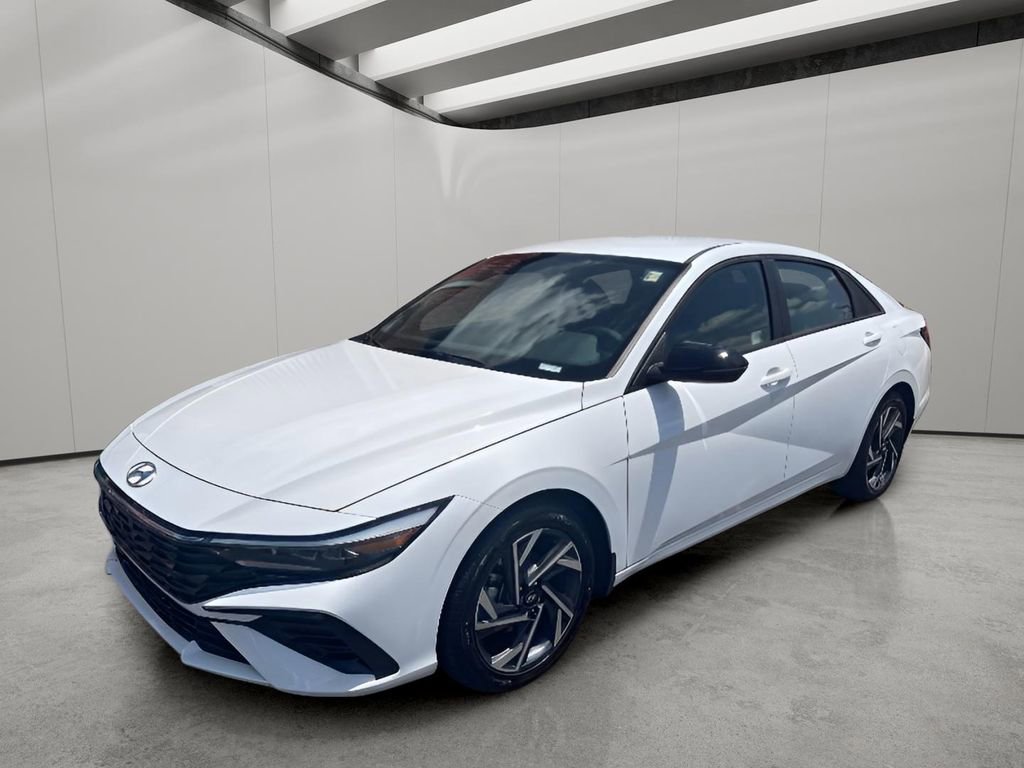 Used 2025 Hyundai Elantra Blue image 22