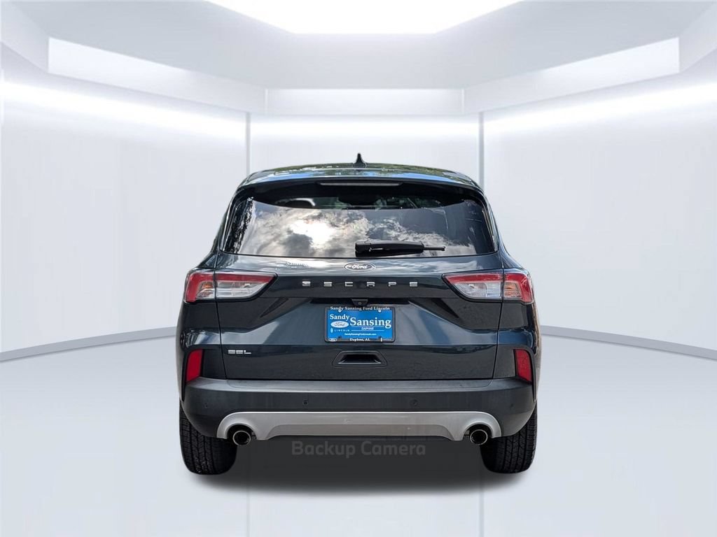 Used 2022 Ford Escape SEL w/ Technology Package FWD image 5