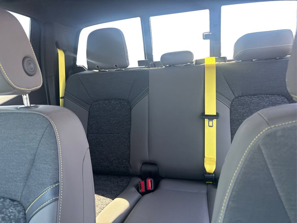 Used 2024 Chevrolet Colorado ZR2 w/ Technology Package AWD/4WD image 10