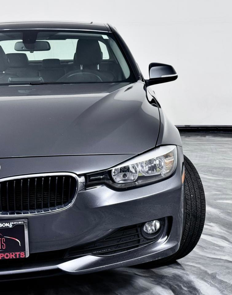 Used 2014 BMW 320i xDrive Sedan AWD/4WD image 6