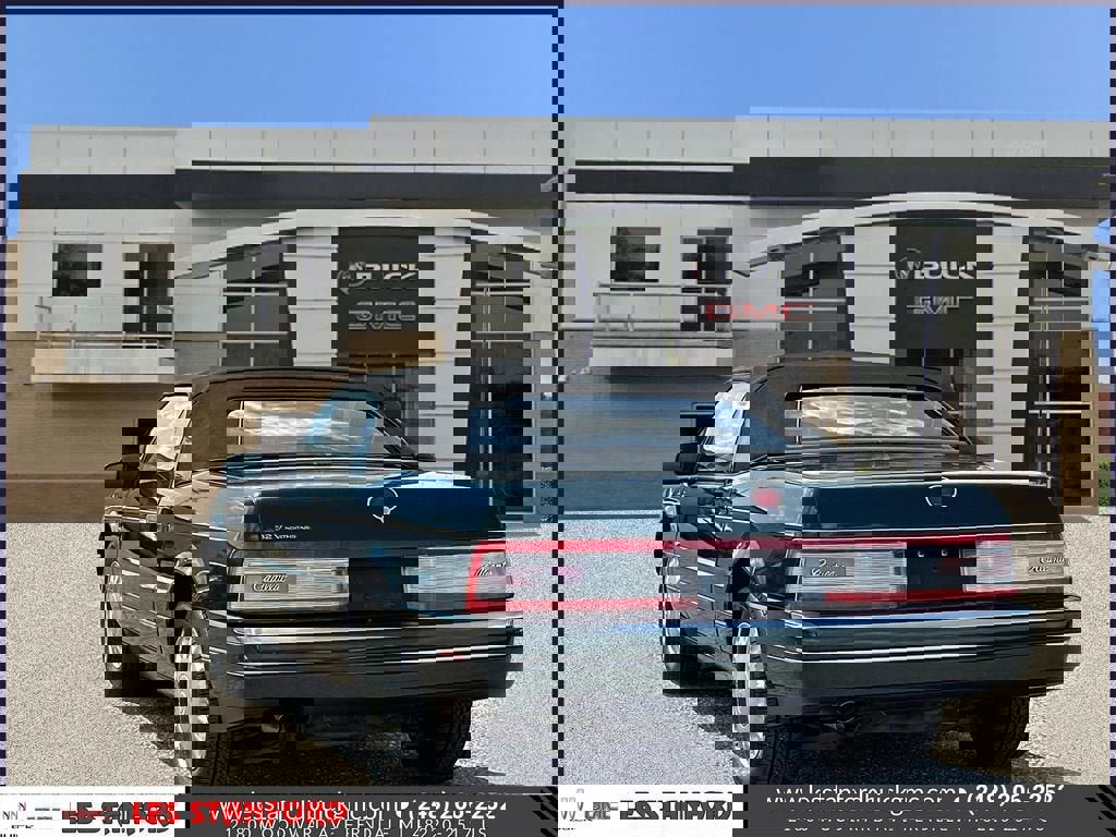 Used 1993 Cadillac Allante image 4