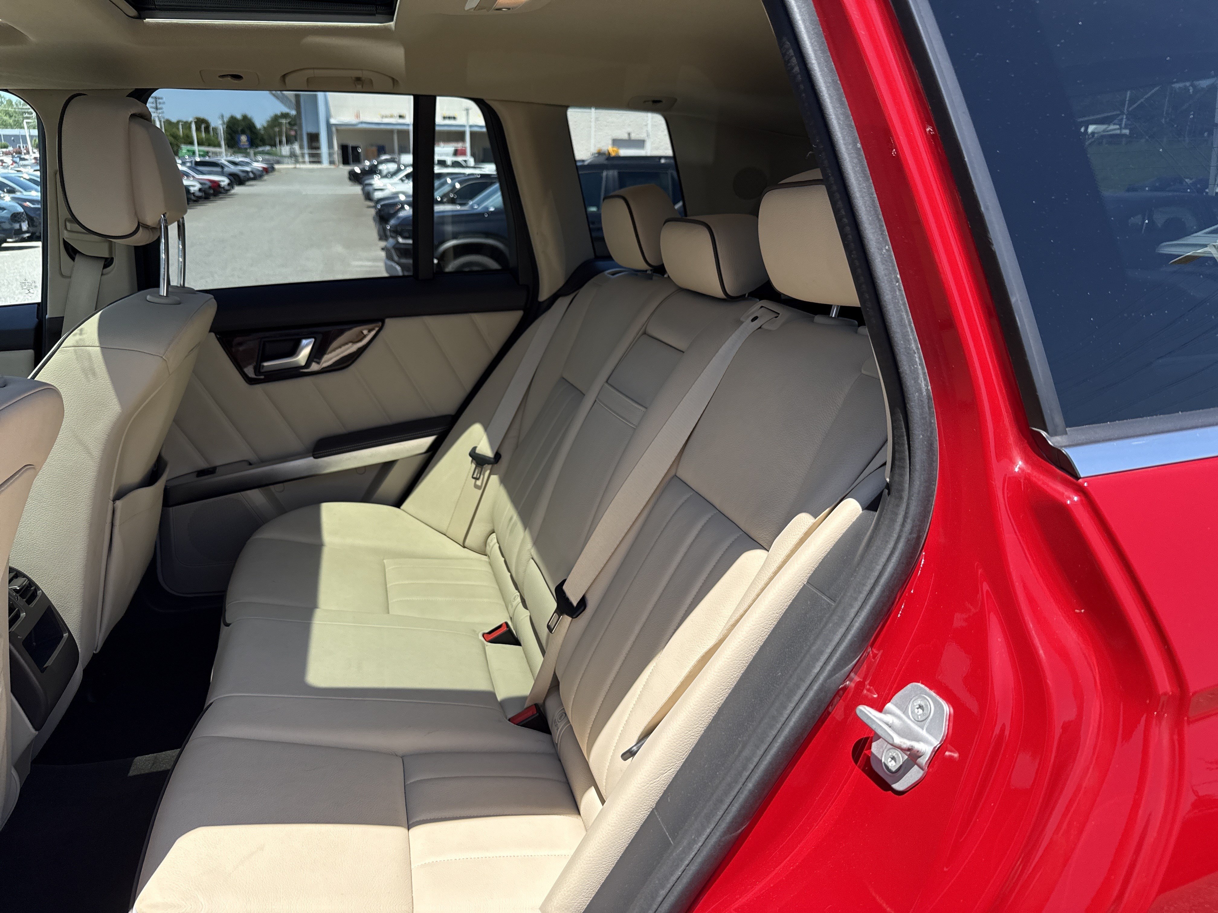 Used 2015 Mercedes-Benz GLK 250 BlueTEC 4MATIC image 33