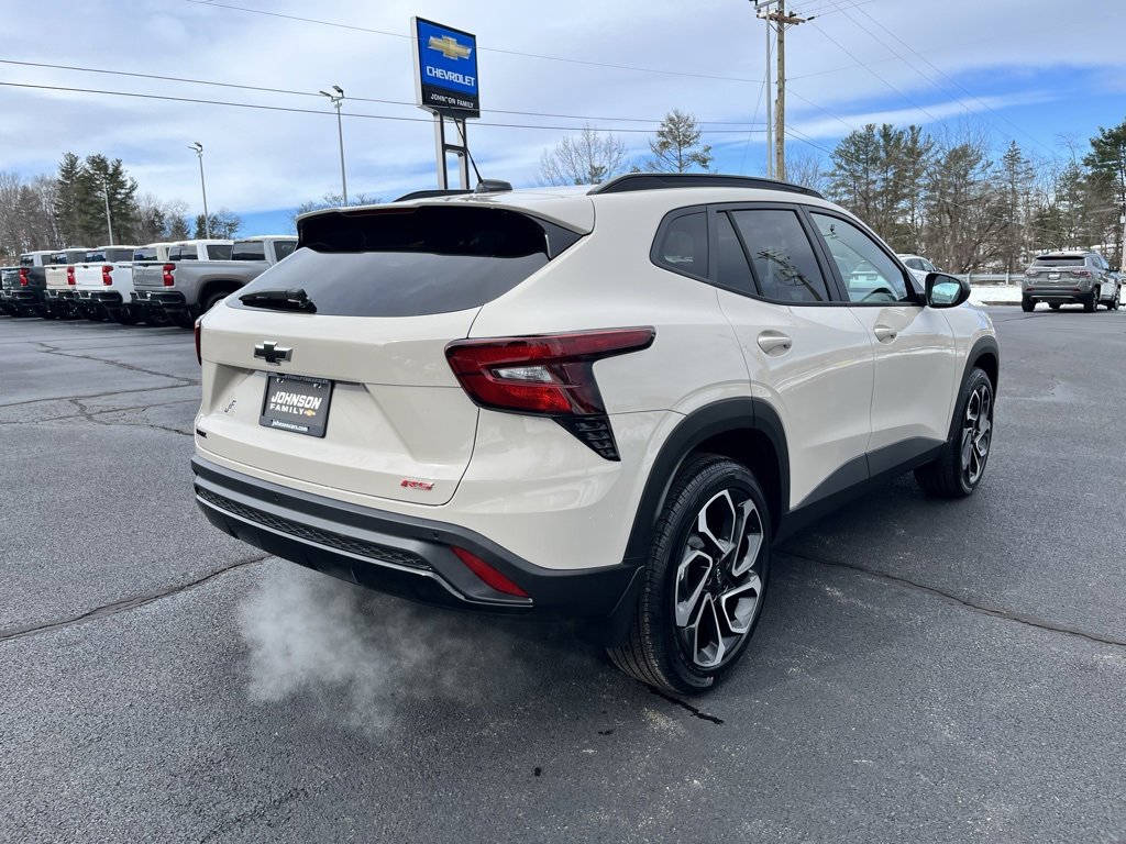New 2026 Chevrolet Trax RS w/ Sunroof Package image 22
