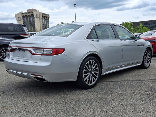 Used 2017 Lincoln Continental Select FWD image 6