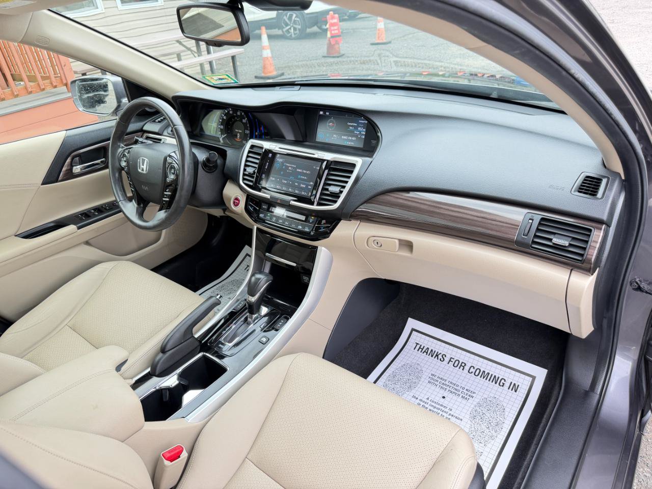 Used 2017 Honda Accord EX-L image 41