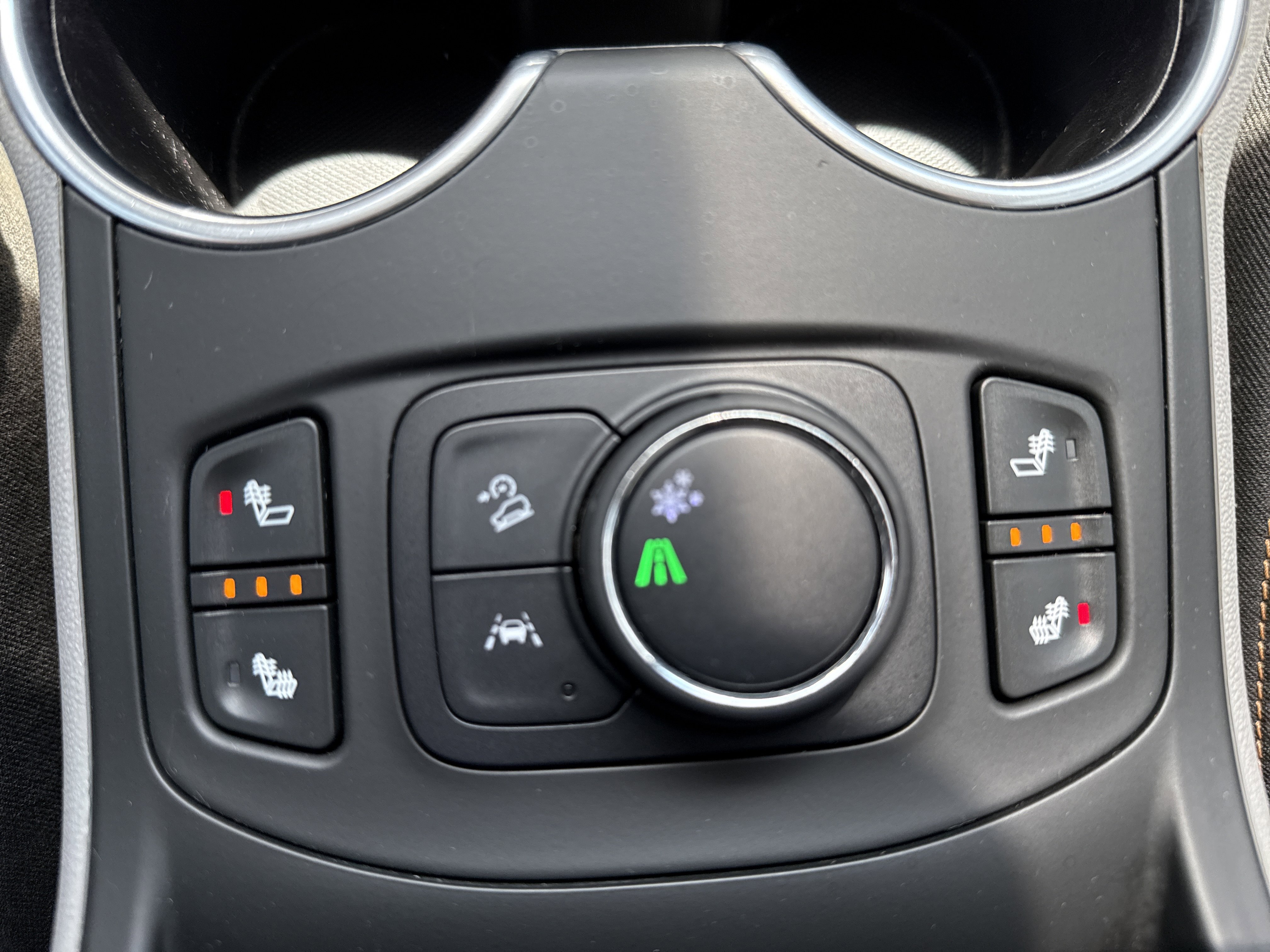 Used 2021 GMC Terrain SLE w/ Driver Convenience Package FWD image 27