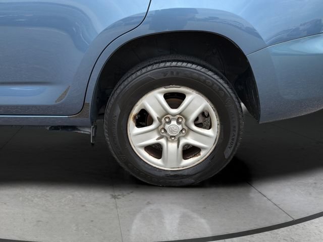 Used 2011 Toyota RAV4 4WD w/ Base L4 Extra Value Pkg image 31