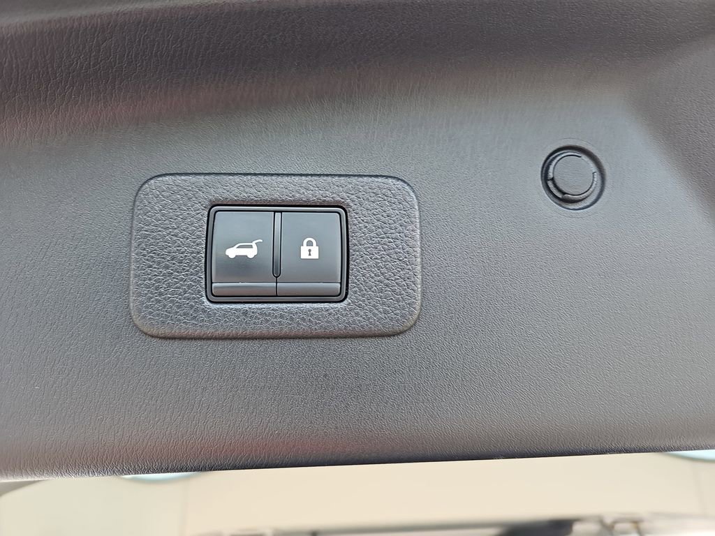 Used 2024 Nissan Armada SL AWD/4WD image 19