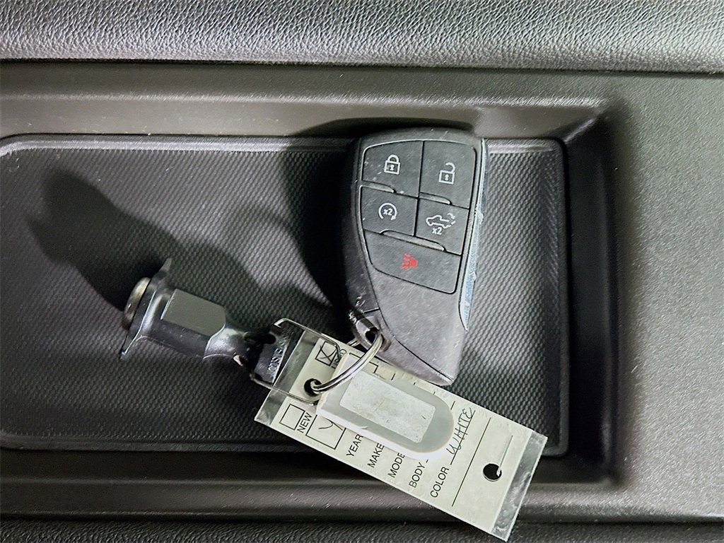 Used 2024 Chevrolet Silverado 2500 LT image 35