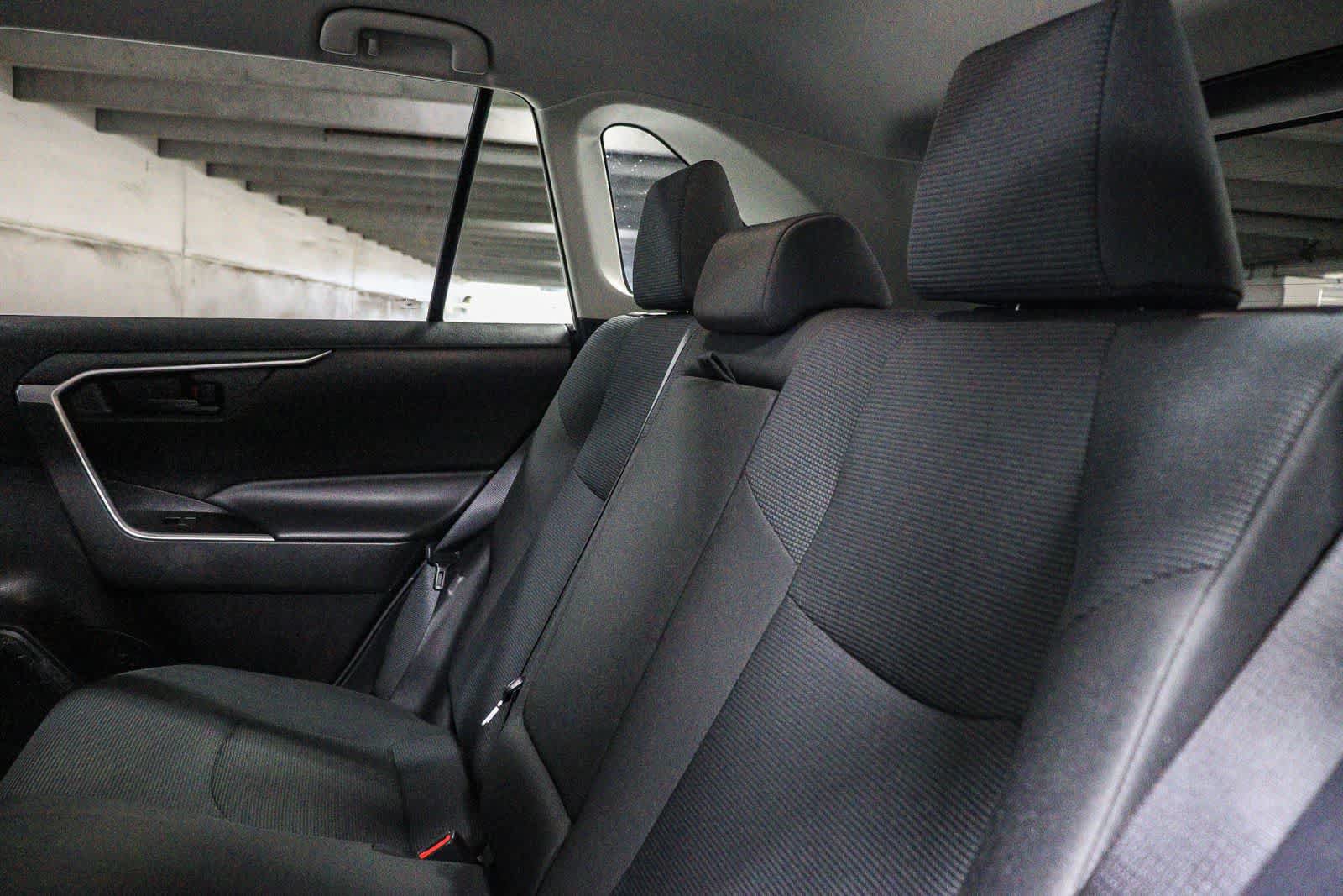 Certified 2025 Toyota RAV4 LE FWD image 20