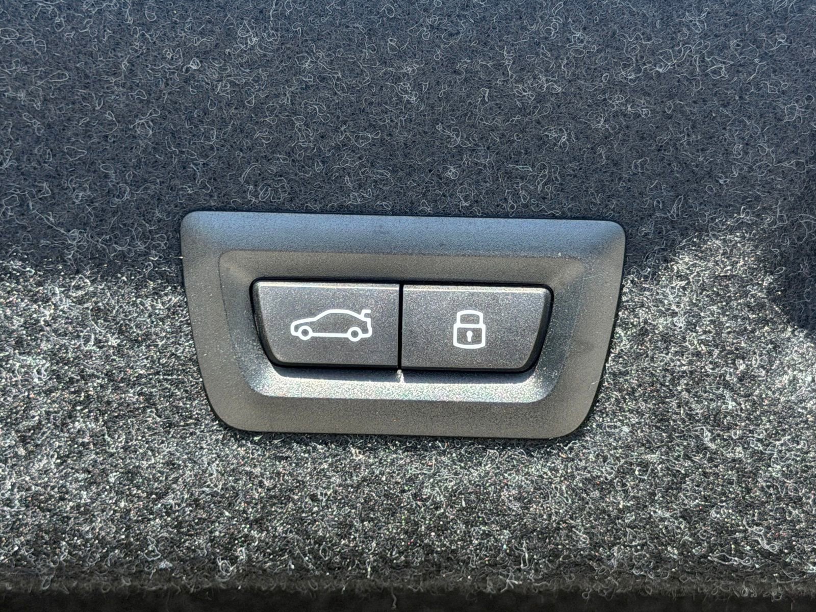 Used 2026 BMW 430i Coupe w/ Convenience Package RWD image 18