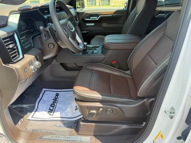 Used 2024 GMC Sierra 1500 Denali w/ Technology Package AWD/4WD image 14