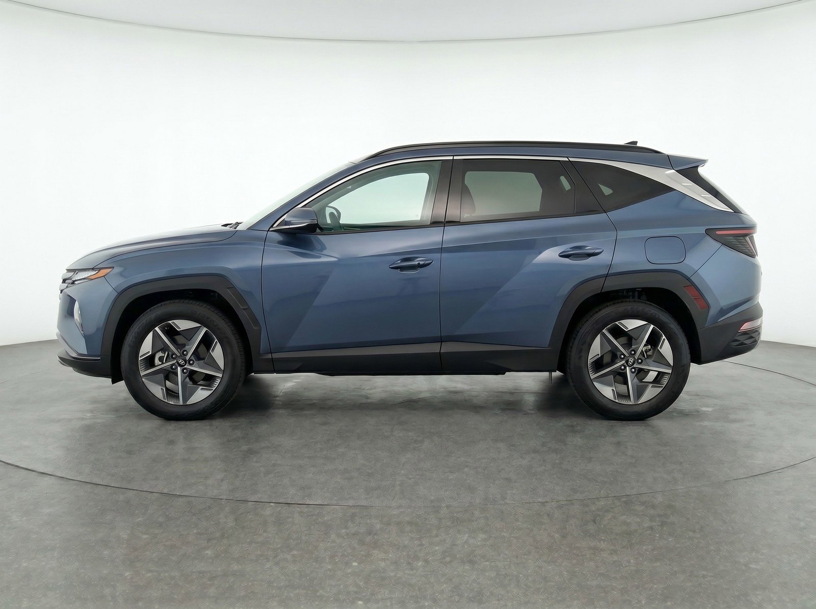 Used 2025 Hyundai Tucson SEL AWD/4WD image 5