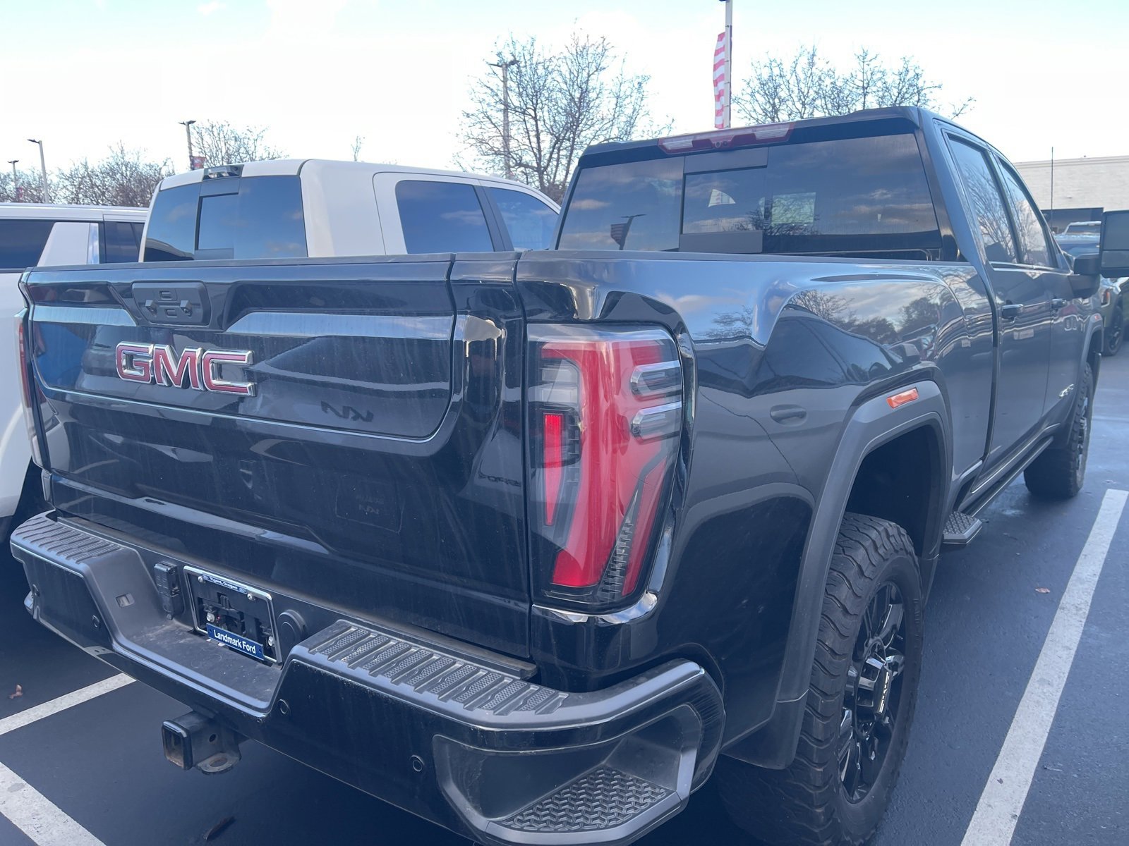 Used 2024 GMC Sierra 3500 AT4 w/ AT4 Premium Plus Package image 2