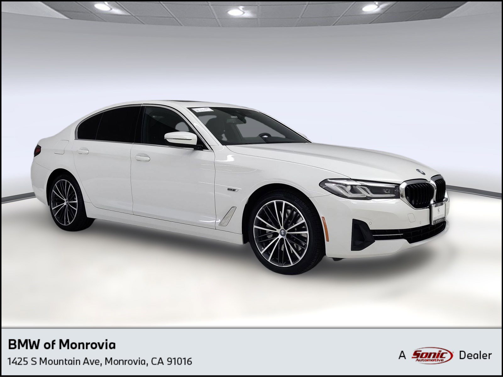 Certified 2023 BMW 530e image 1