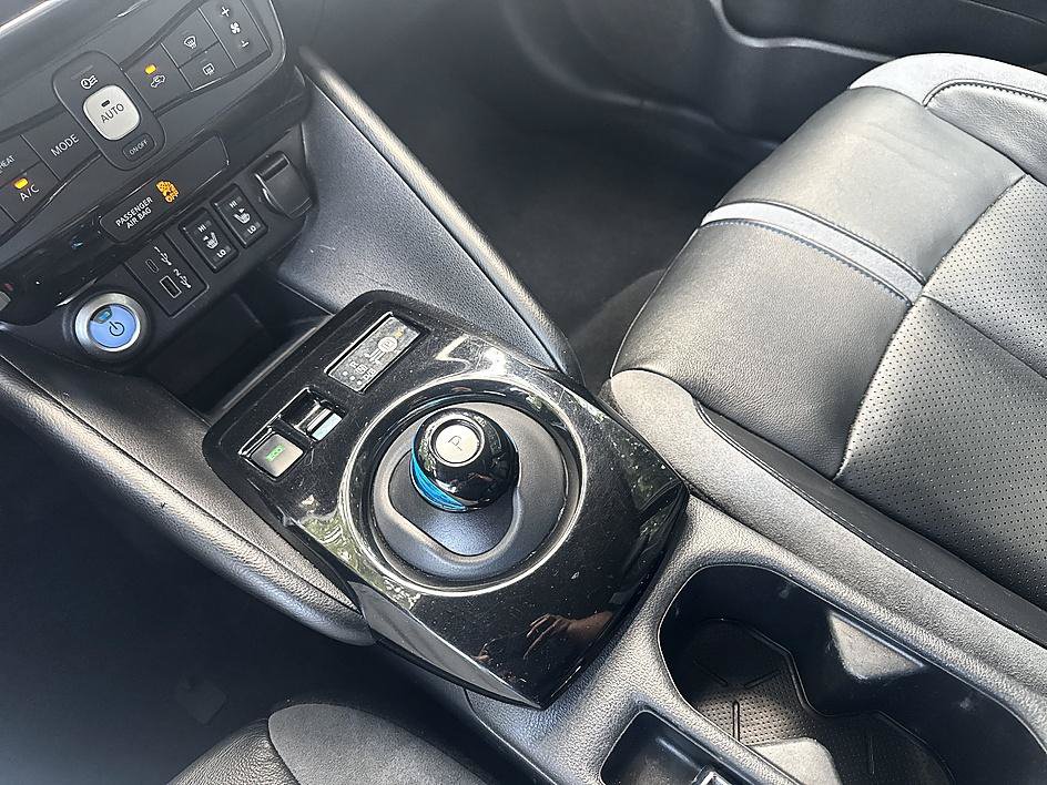 Used 2022 Nissan Leaf SL Plus FWD image 17