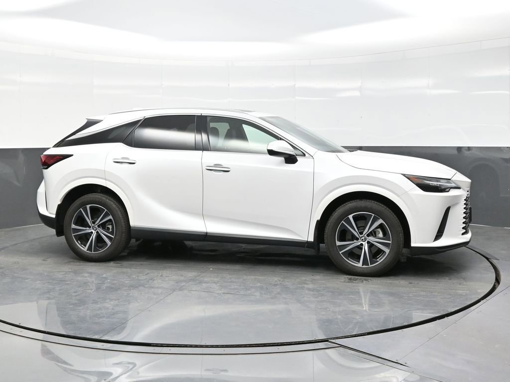 Used 2023 Lexus RX 350h w/ Cold Area Package AWD/4WD image 8