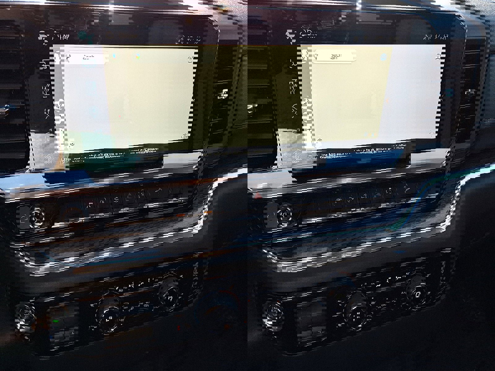 Used 2024 Chevrolet Silverado 1500 LT image 15