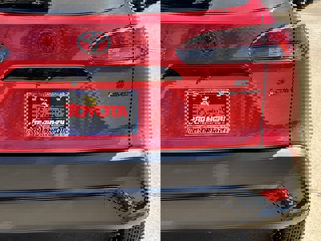 Used 2025 Toyota Corolla Cross AWD Hybrid image 6