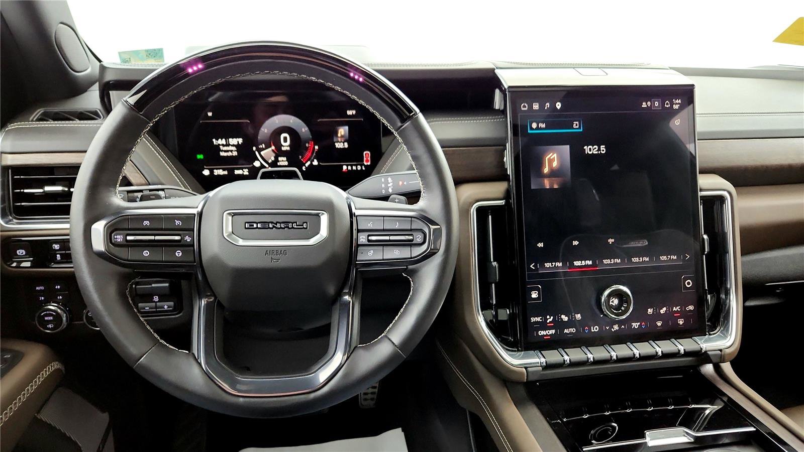 Used 2025 GMC Yukon Denali Ultimate image 27