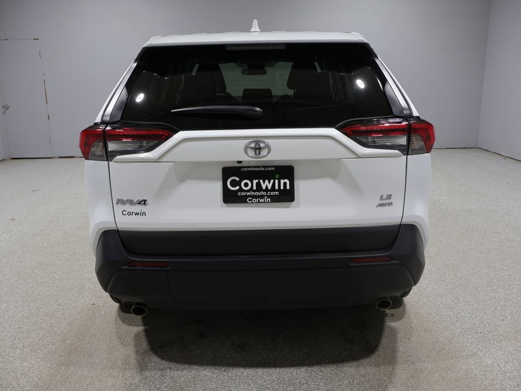 Used 2023 Toyota RAV4 LE image 3