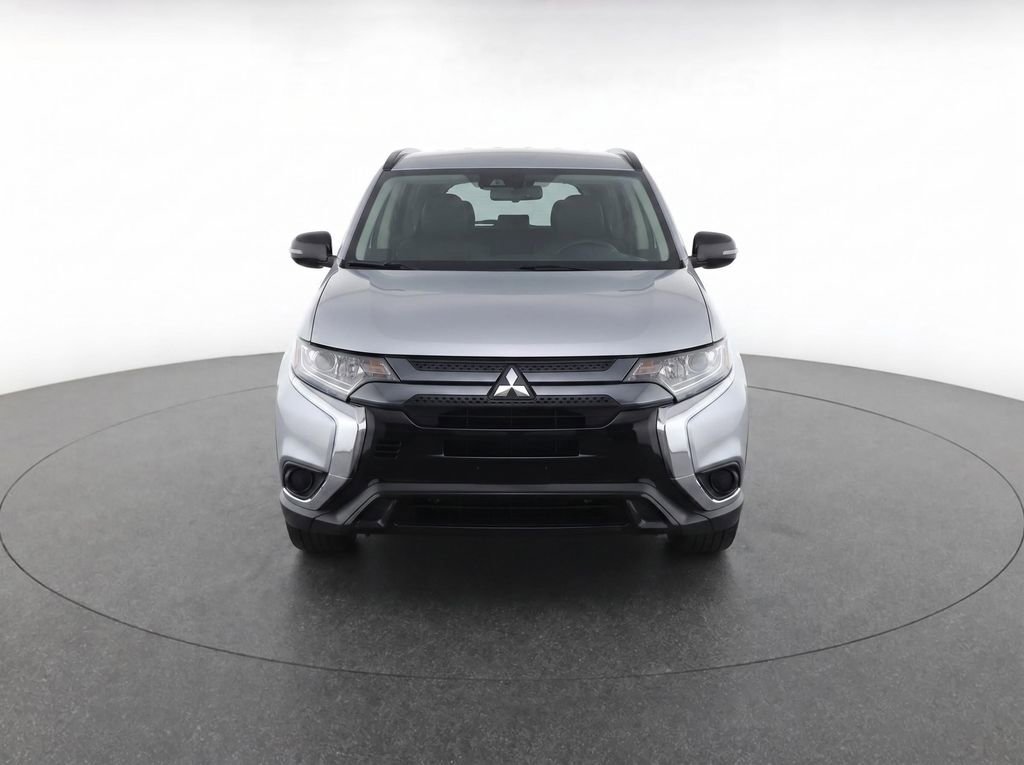 Used 2020 Mitsubishi Outlander LE AWD/4WD image 5