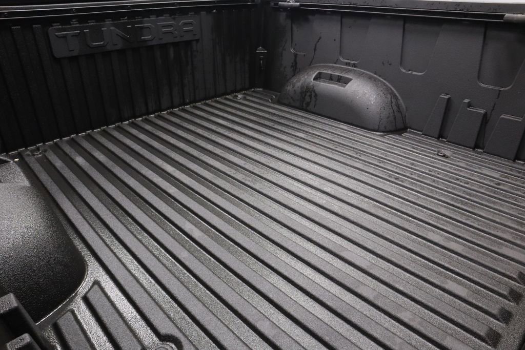Used 2025 Toyota Tundra SR5 AWD/4WD image 18