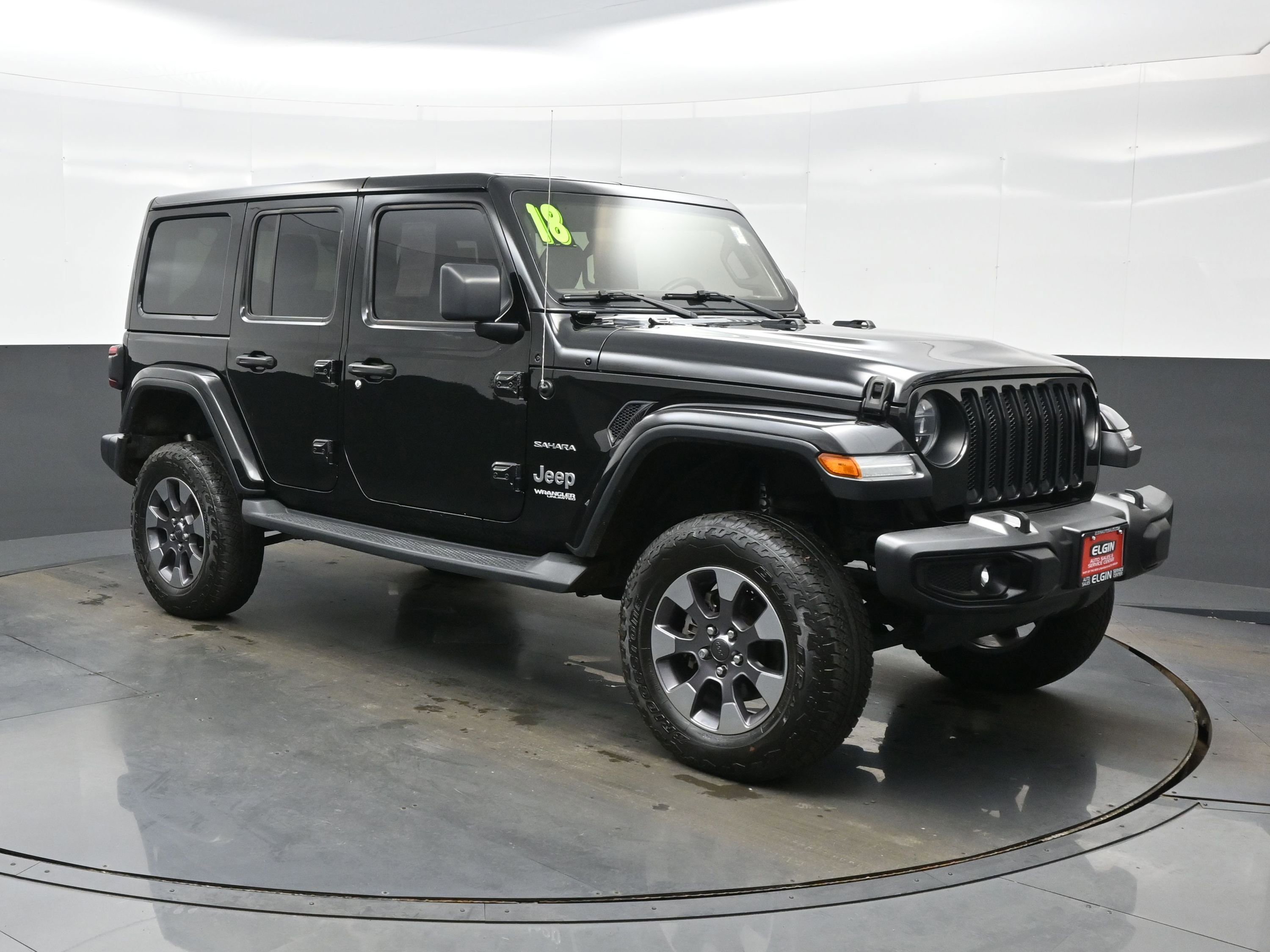 Used 2018 Jeep Wrangler Unlimited Sahara w/ Dual Top Group image 8