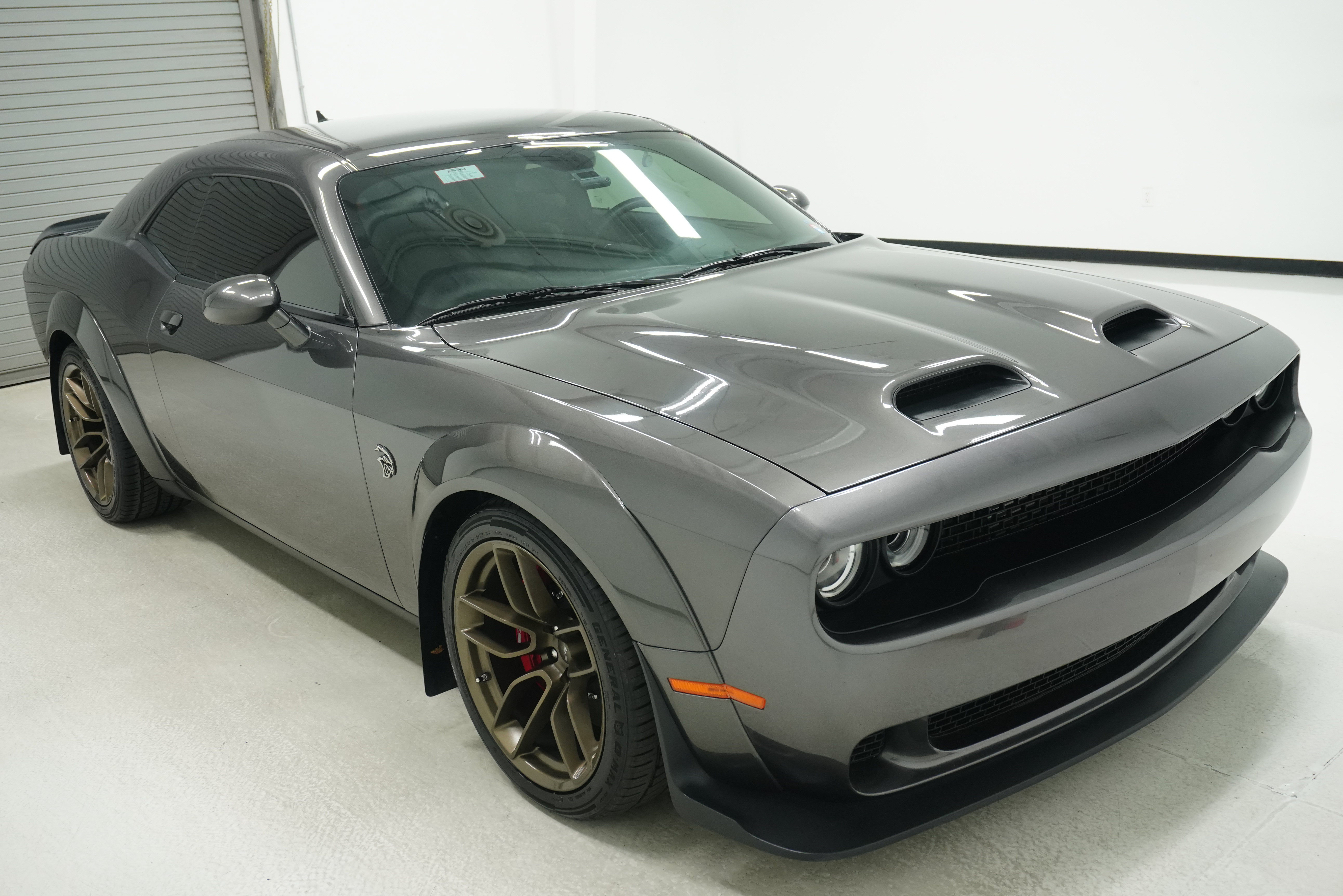 Used 2021 Dodge Challenger SRT Hellcat Redeye RWD image 3