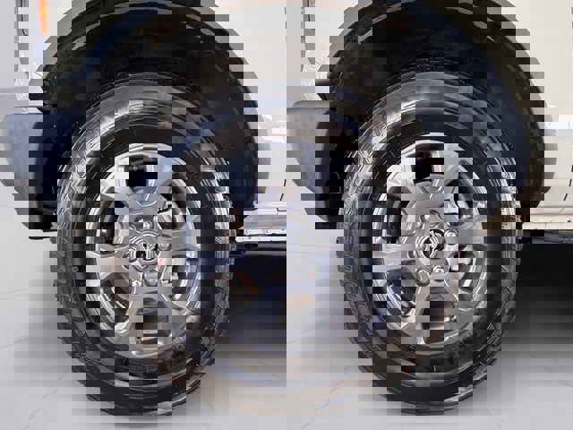 Certified 2025 Ford Bronco Big Bend image 9