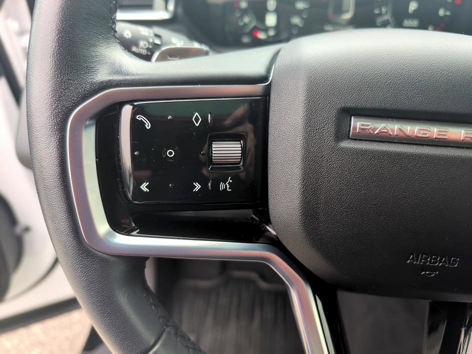 Used 2023 Land Rover Range Rover Velar R-Dynamic S image 19