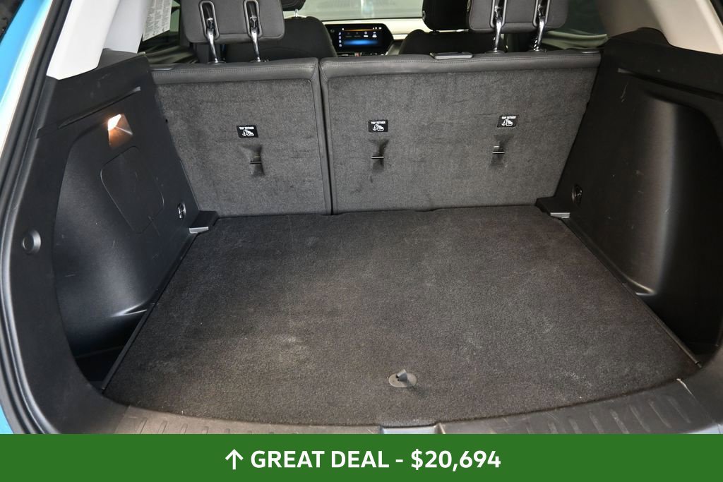 Used 2025 Chevrolet TrailBlazer LT AWD/4WD image 19