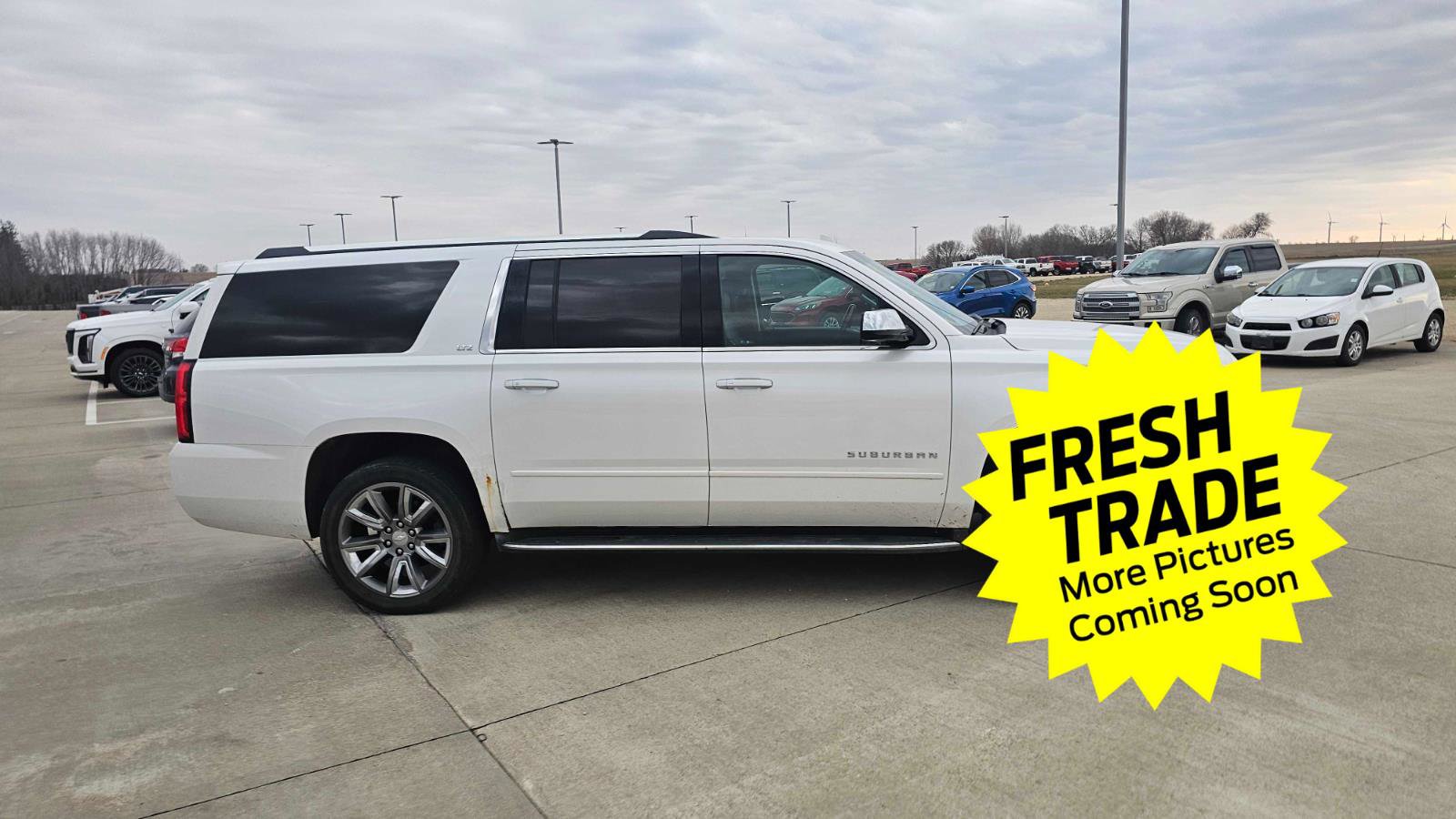 Used 2016 Chevrolet Suburban LTZ image 5