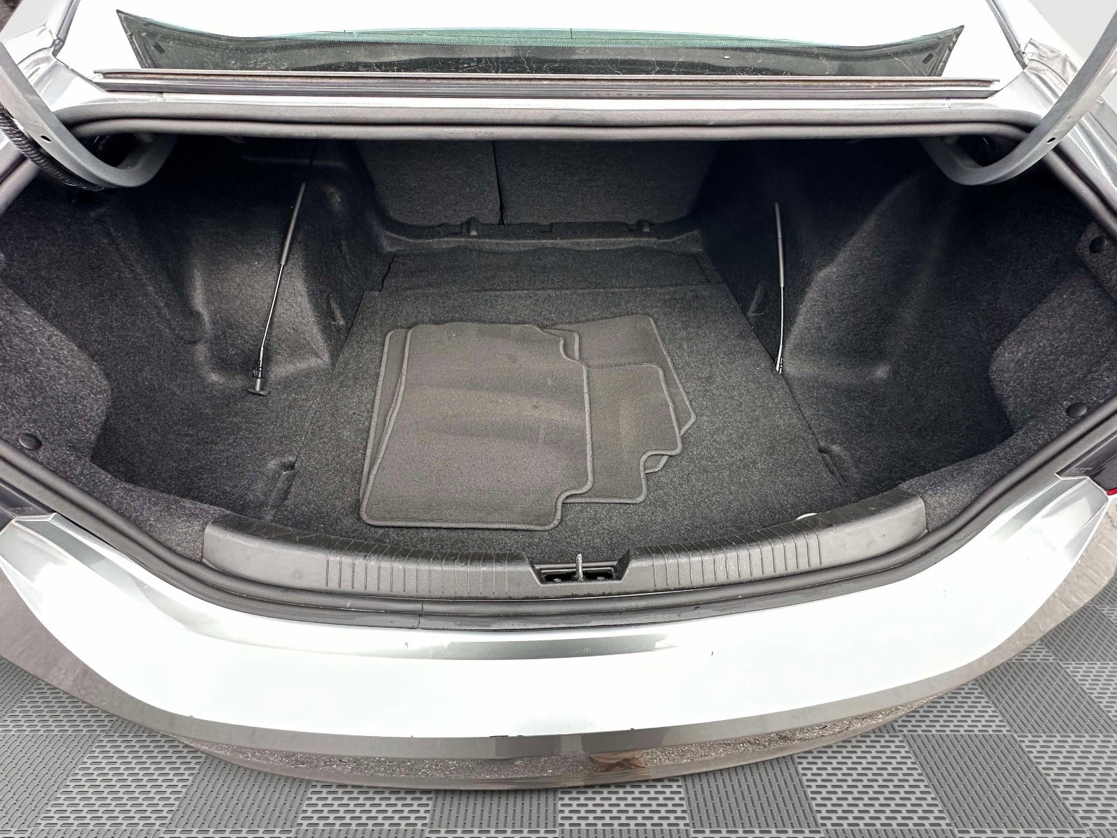 Certified 2024 Chevrolet Malibu LT image 33