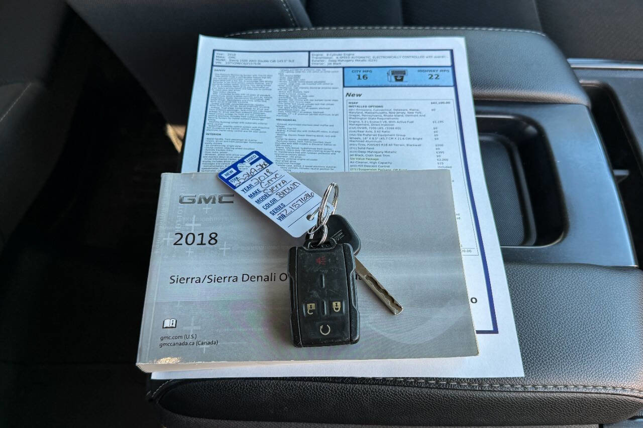 Used 2018 GMC Sierra 1500 SLE w/ SLE Value Package image 32