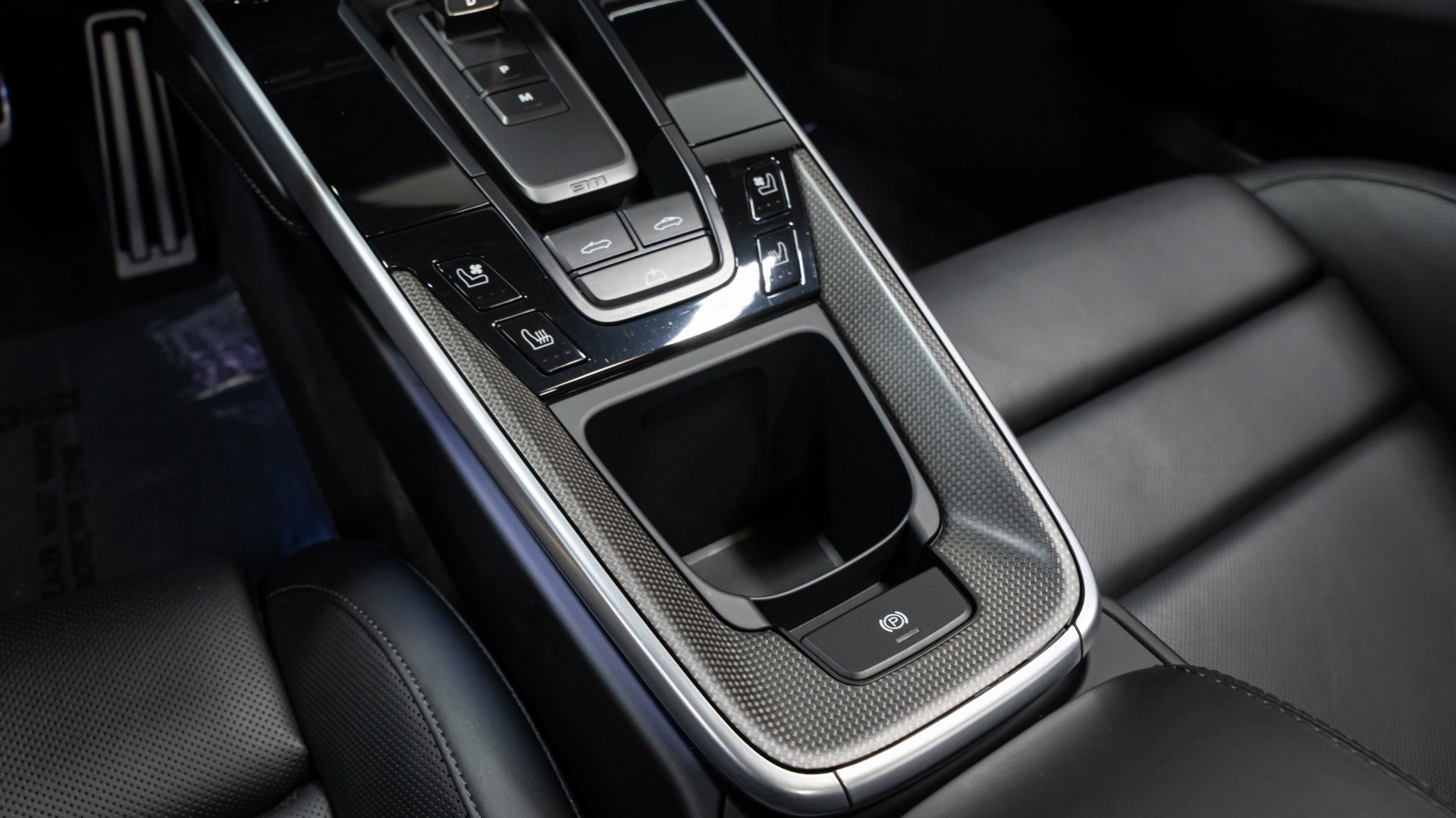 Used 2021 Porsche 911 Turbo S image 67