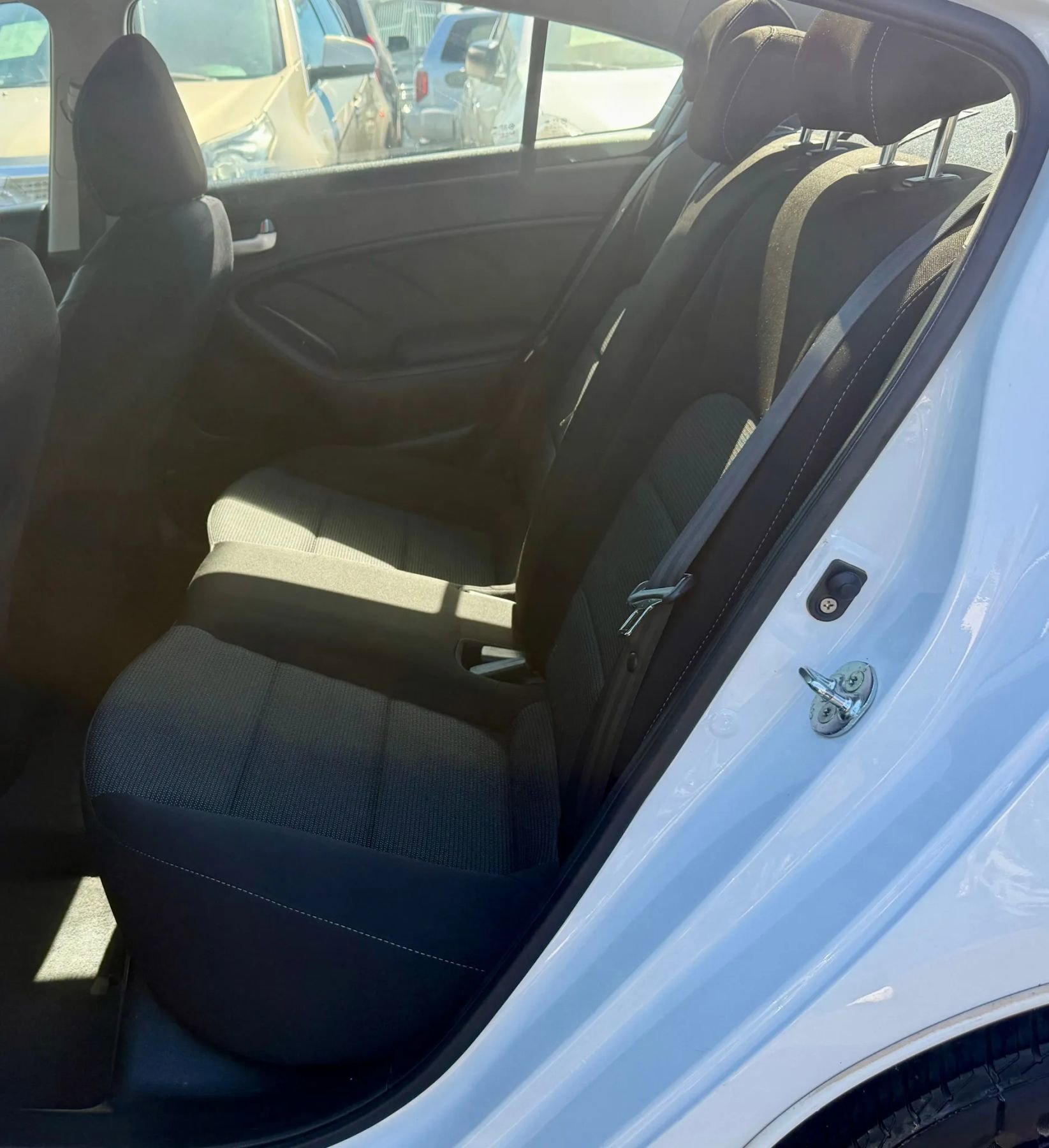 Used 2018 Kia Forte LX image 8