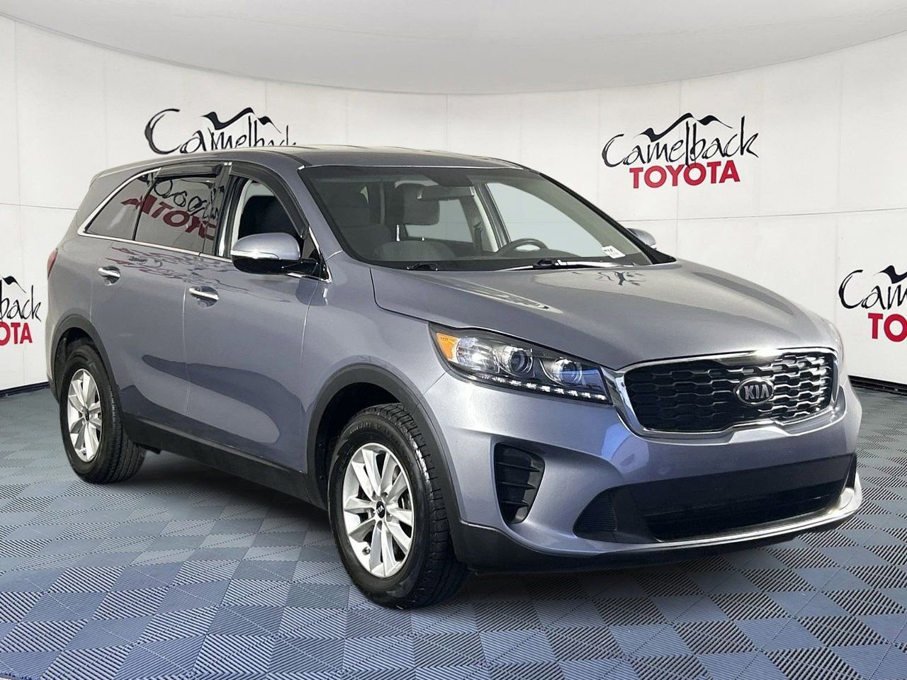 Used 2020 Kia Sorento L FWD image 3